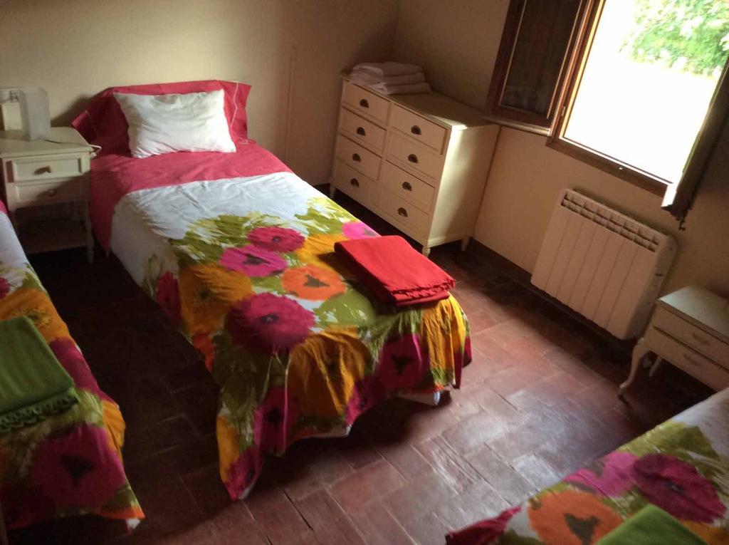 La Casanova De Beuda Villa Room photo
